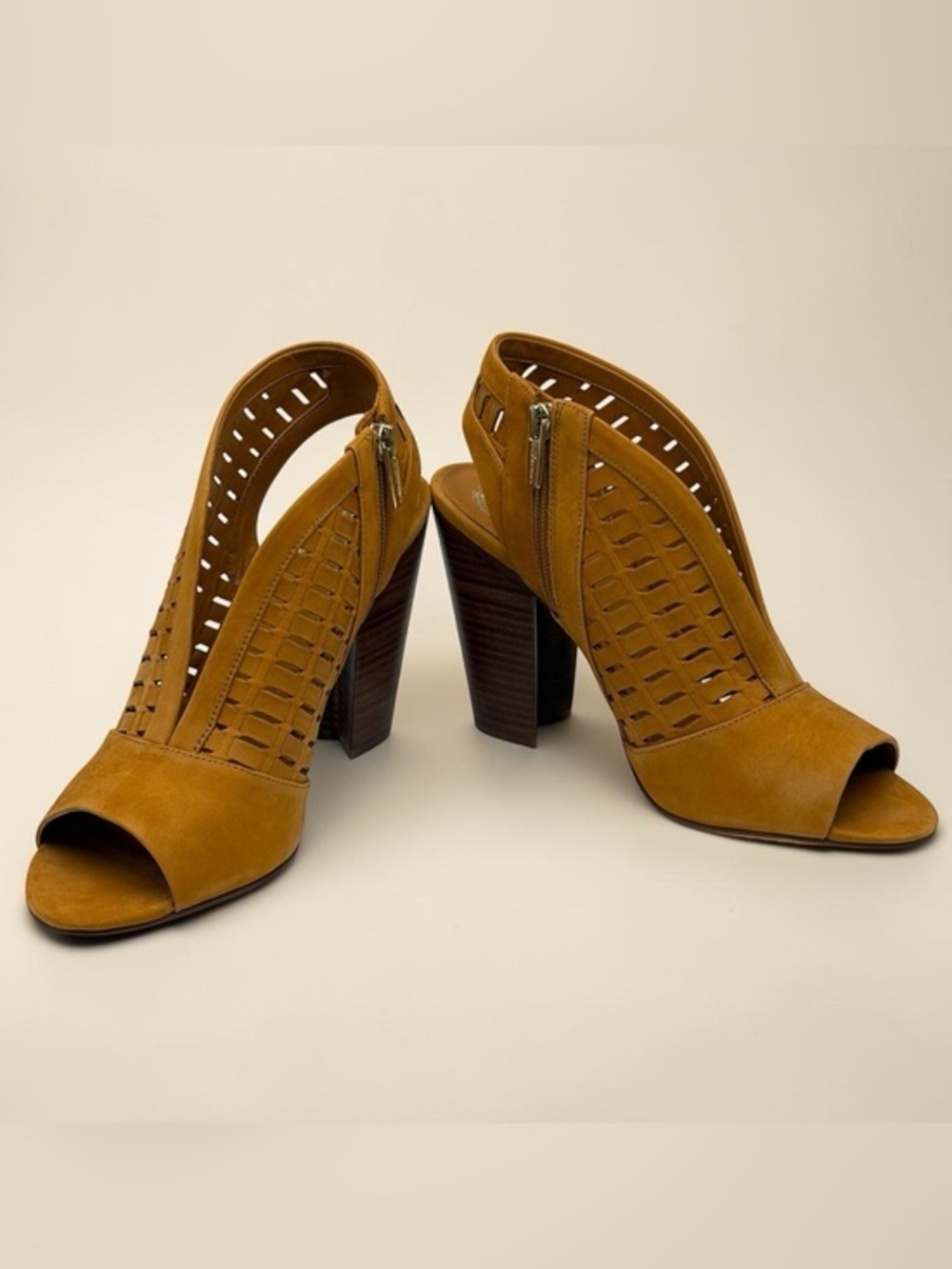 New Vince Camuto VC Krista Block Sandal Heels in Saddle Fine Nubuck Size 10